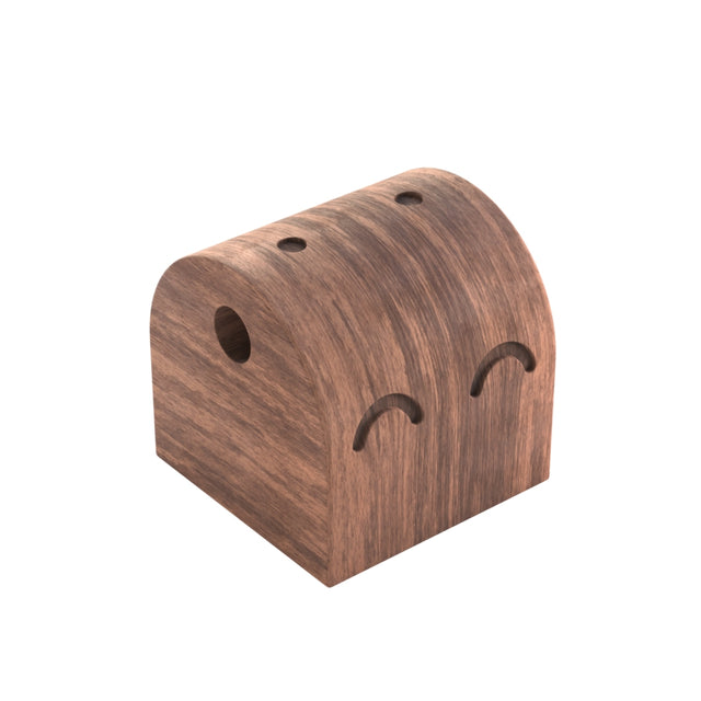 Buet kube trae element med dekorering til WoodMee® traefigur og traebyggesæt